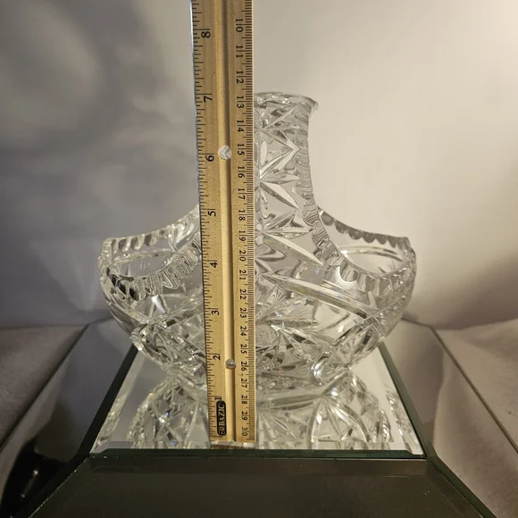 VTG Large Lead Crystal Heavy Cut Glass Basket w/ Stars & Pinwheels